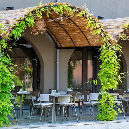 מלון & Restaurant - Son De Mar