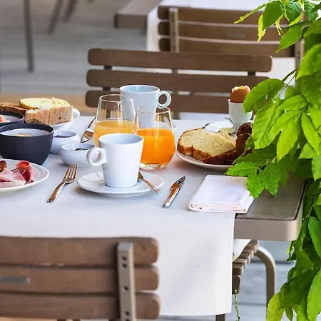 & Restaurant - Son De Mar מלון 4*