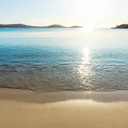 & Restaurant - Son De Mar מלון 4*