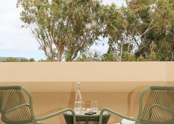 & Restaurant - Son De Mar 4*